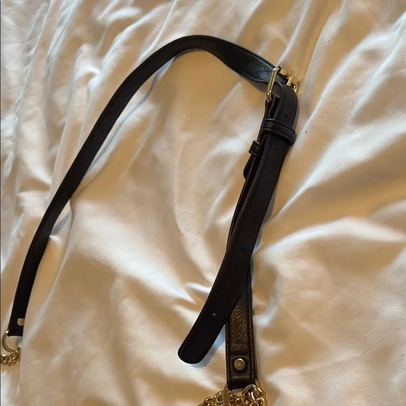 Chelsea + Cole For Itzy Ritzy Studded Double Take Crossbody Diaper Bag - Picture 5 of 8